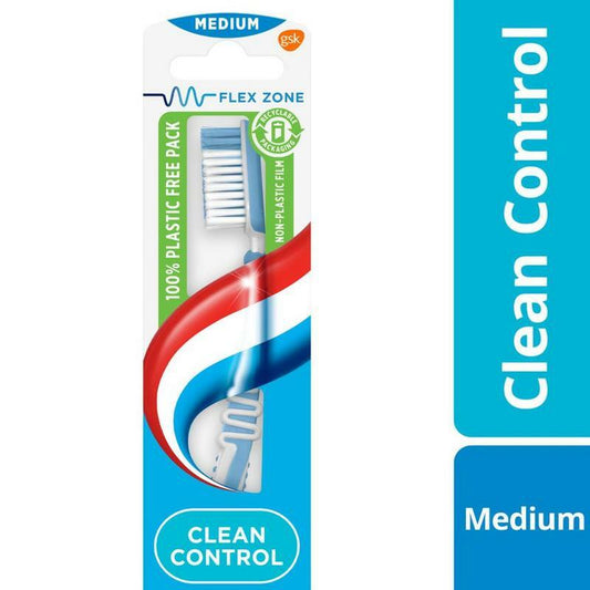 Aquafresh Tandenborstel clean control medium 1st